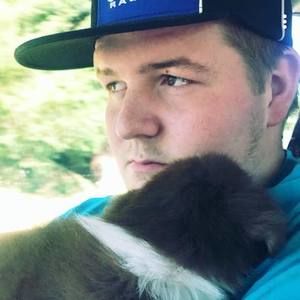 Meet your Posher, Ethan